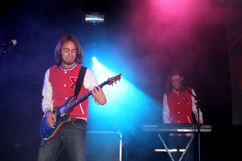 The Lockerroom Heroes in Metropool Hengelo