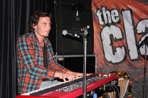 Up Yours in Muziekcafé Wilhelmina Eindhoven