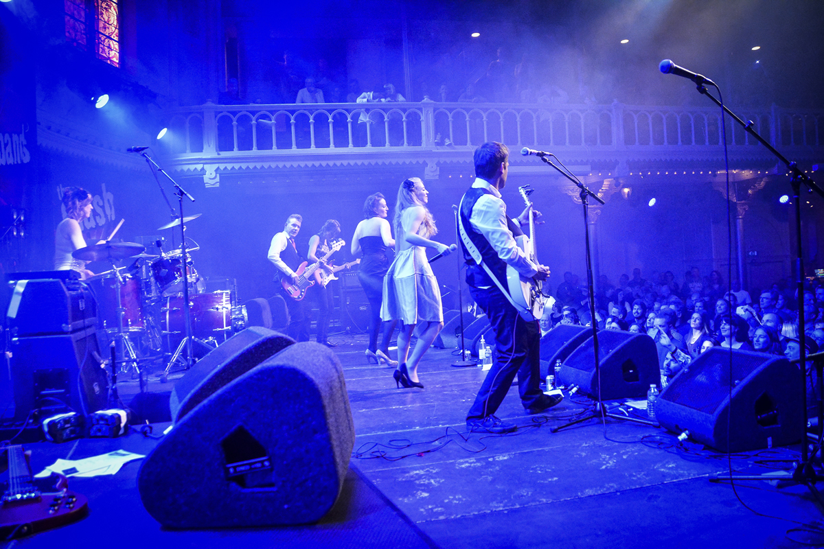 Jackie Ramone & the Twins in PARADISO Amsterdam