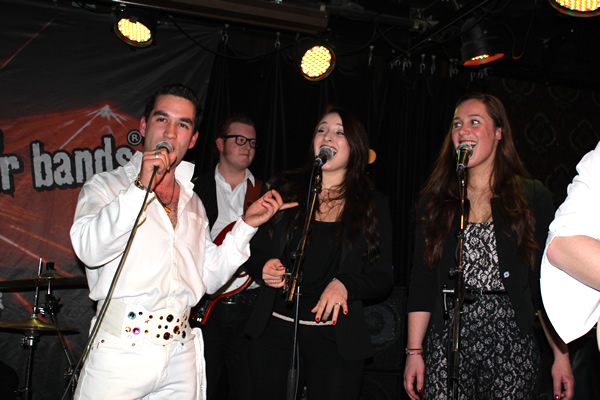 Calling Elvis in Wilhelmina Eindhoven